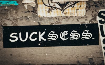 Les Secrets des Personnes Devenues Riches Rapidement : Mythes et Réalités en 2025