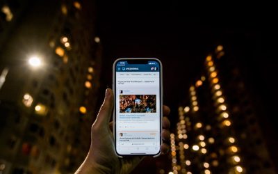 Les Secrets d’une Communication Épanouie : Les Habitudes des Personnes Aimées en 2025