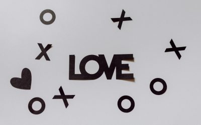 La Compatibilité Amoureuse Astrologique à l&rsquo;Ère Moderne : Décryptez Vos Liens Cosmiques