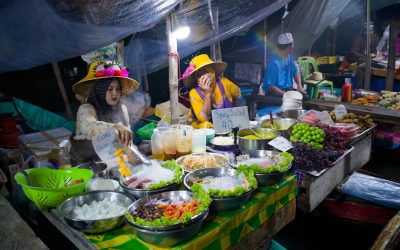 L&rsquo;Art de Voyager par l&rsquo;Assiette : Tendances et Astuces pour vos Aventures Gourmandes en 2025