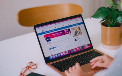 Devenir Influenceur en 2026 : Votre Guide Complet sur YouTube, Instagram, TikTok et Facebook