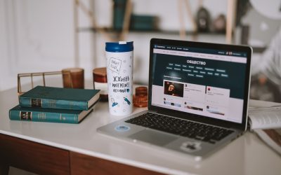 Devenir un Influenceur à Succès en 2026 : Votre Guide Complet pour YouTube, Instagram, TikTok et Facebook