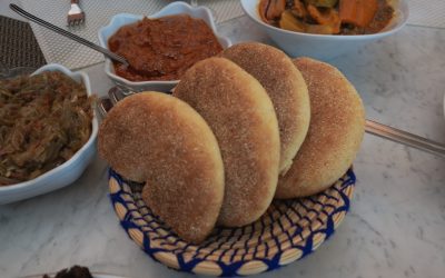 L&rsquo;Art de Voyager et de Déguster : Tendances et Astuces pour les Gourmands Aventureux en 2026