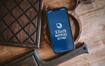 Devenir un Influenceur à Succès en 2026 : Le Guide Complet pour YouTube, Instagram, TikTok et Facebook