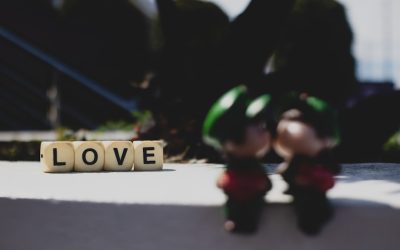 La Compatibilité Amoureuse Astrologique : Un Guide pour les Relations Modernes ✨