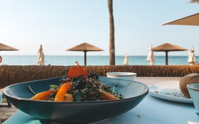 Le Monde à Votre Assiette : Tendances et Astuces pour un Voyage Culinaire Inoubliable en 2026