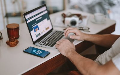 Devenir Influenceur en 2026 : Maîtriser YouTube, Instagram, TikTok et Facebook pour un Impact Réel