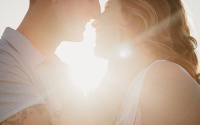 Harmonie Céleste : Démystifier la Compatibilité Astrologique dans les Relations Modernes