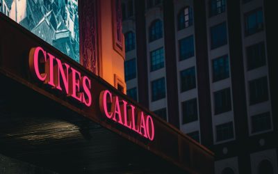 Générez des Revenus avec la Vente d&rsquo;Options : Stratégies de Covered Calls et Cash-Secured Puts