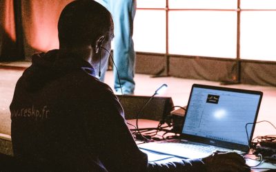 L’IA Générative et l’Avenir du Travail : Naviguer la Révolution Professionnelle
